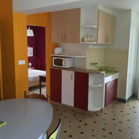 Maison 6 Personnes Proche - Fr-1-246a-319 Holiday home *