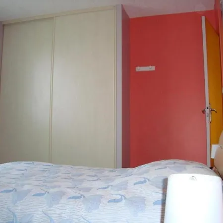 Maison 6 Personnes Proche - Fr-1-246a-319 *