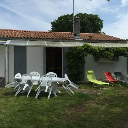 Dom wakacyjny Maison 6 Personnes Proche - Fr-1-246a-319