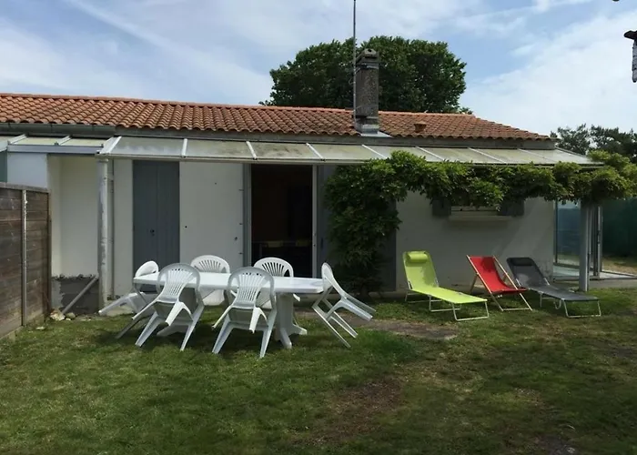 Hébergement de vacances Maison 6 Personnes Proche - Fr-1-246a-319